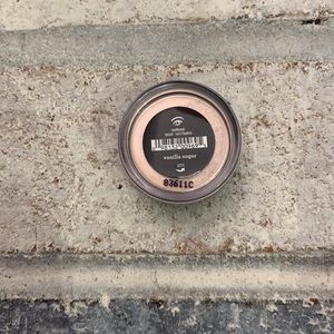 New bareMinerals Eyeshadow vanilla sugar